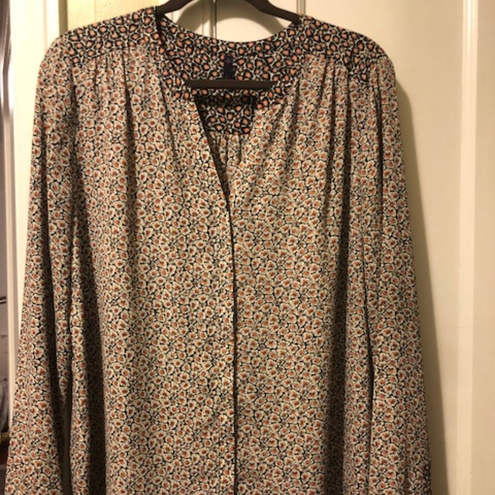 Long sleeved NYDJ Flowy Blouse